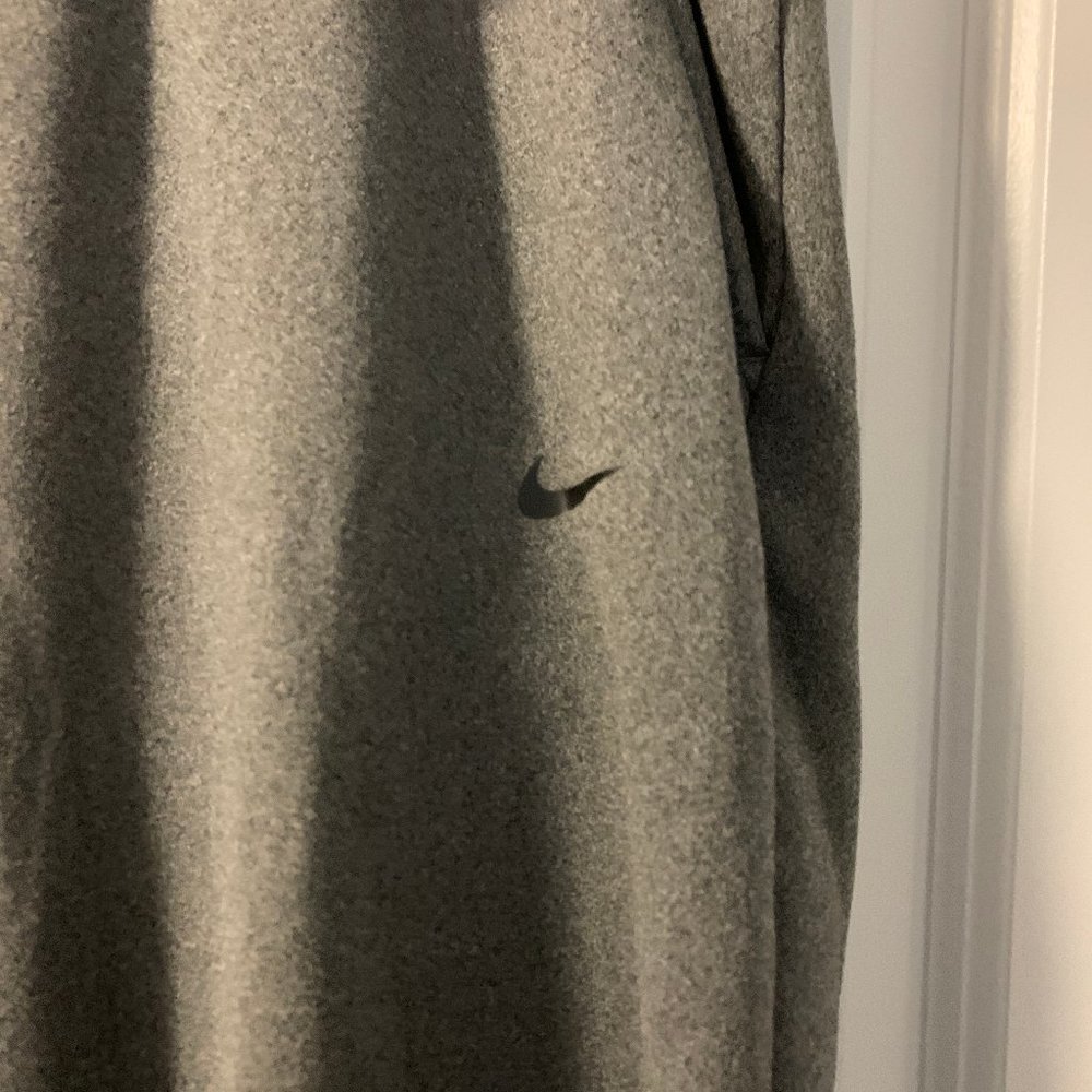 Nike Therma Fleece Gray Training Jogger, Zip Ankle with Logo, Women's M - Picture 4 of 9